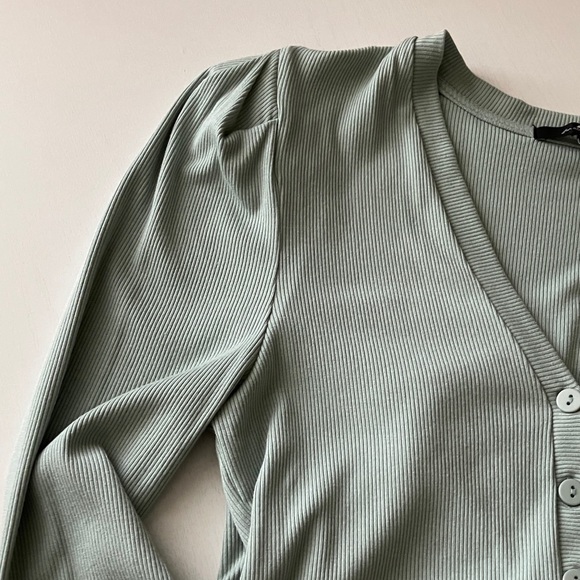 7 For All Mankind Button Up Cardigan (Size Medium) NWT - Picture 9 of 10